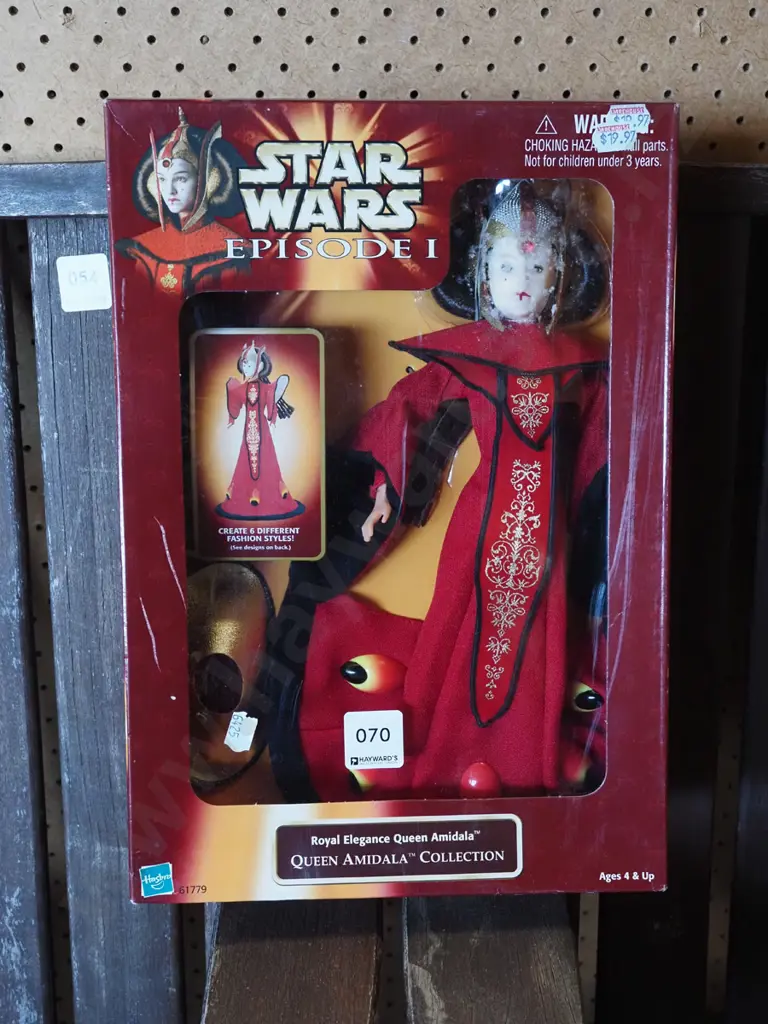boxed Star Wars Episode 1 Queen Amidala Royal Elegance doll Image 1++