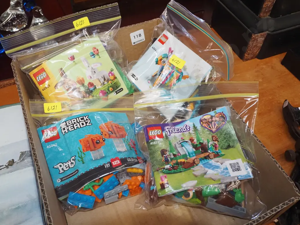 box; 4x Lego sets Image 1++