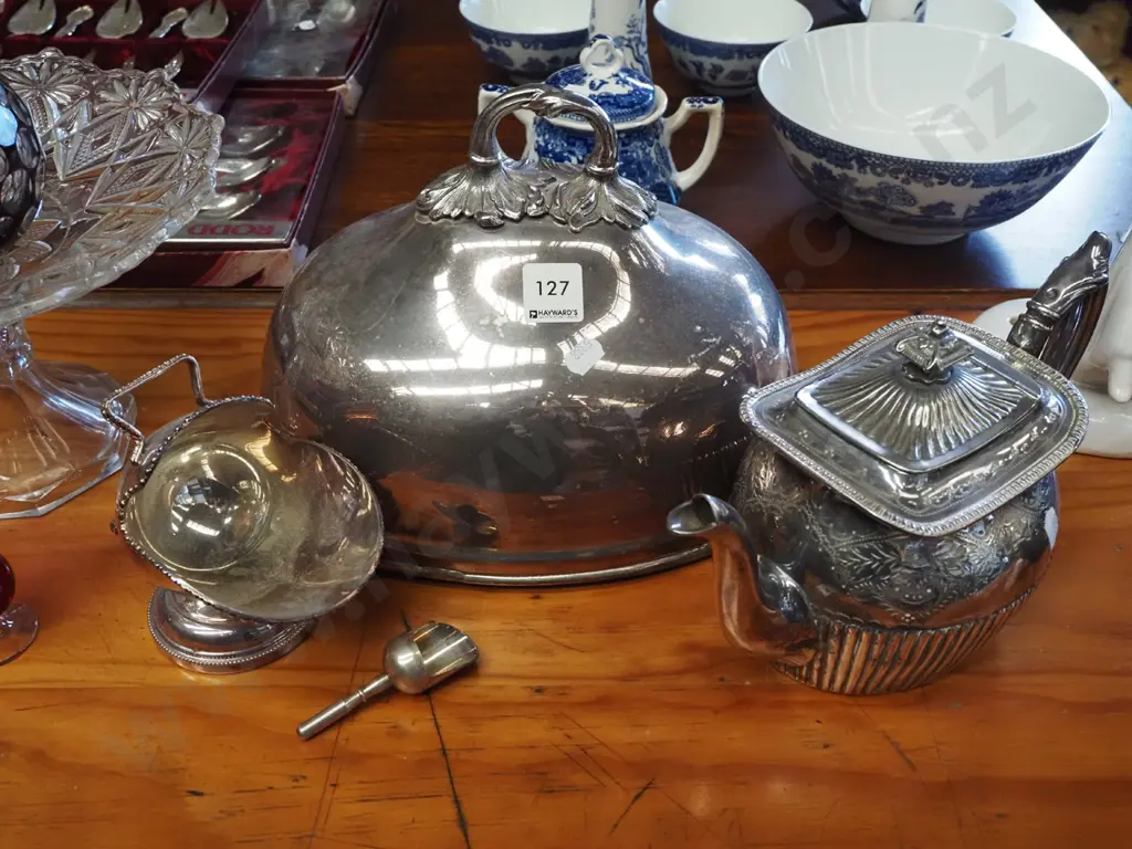 plated ware; sugar scuttle, teapot, cover dome Image 1++