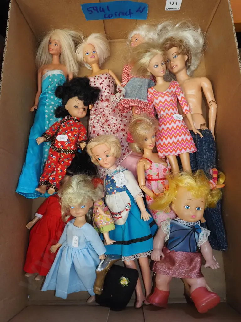 boxed dolls Image 1++