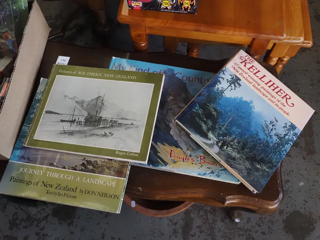 4x NZ art books Image 1++