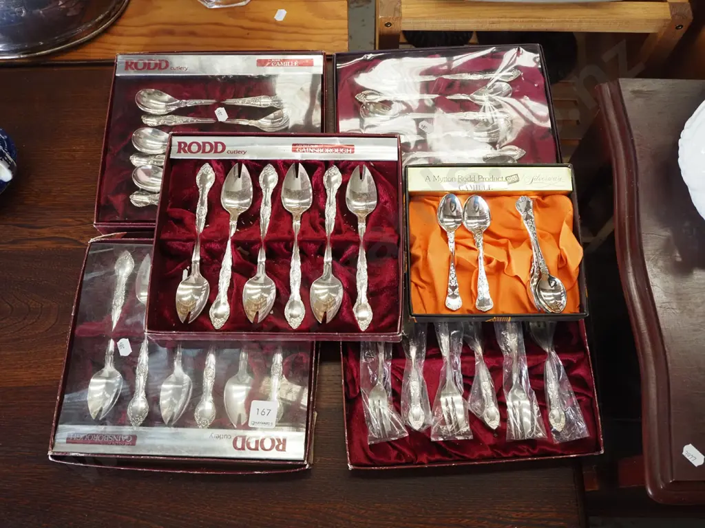 cased cutlery sets Image 1++