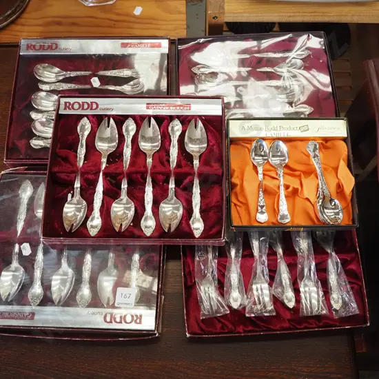 cased cutlery sets