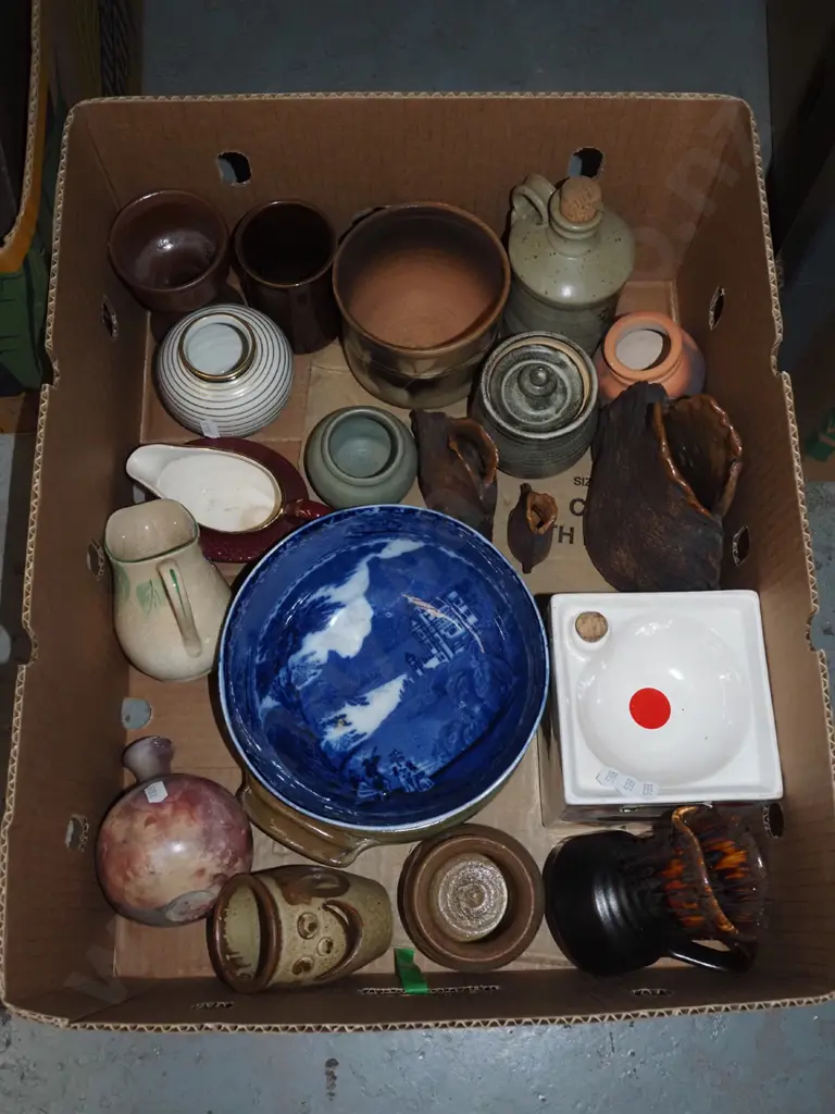 box; bowls, lidded canisters, studio pottery vases etc Image 1++