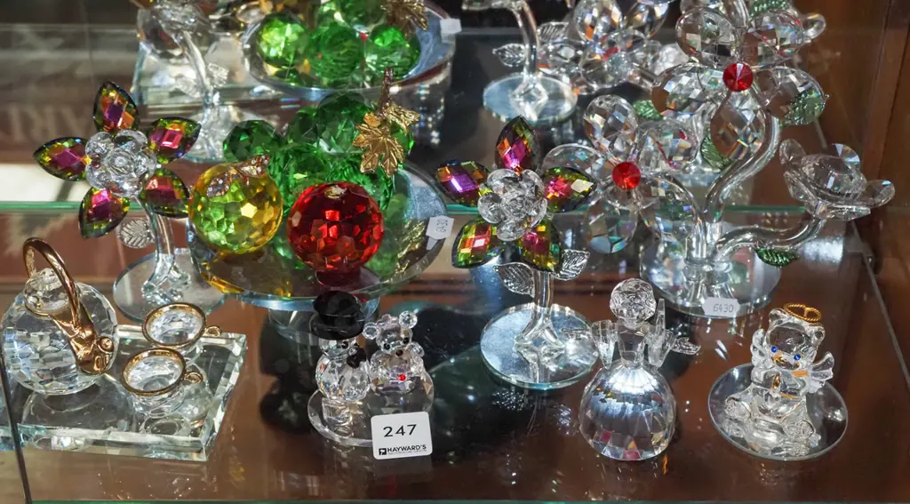 assorted crystal ornaments Tallest H155 Image 1++