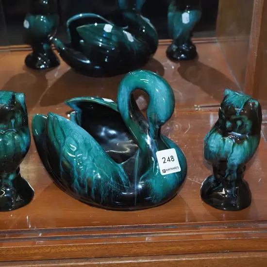 Blue Mountain swan vase, 2x owls H160