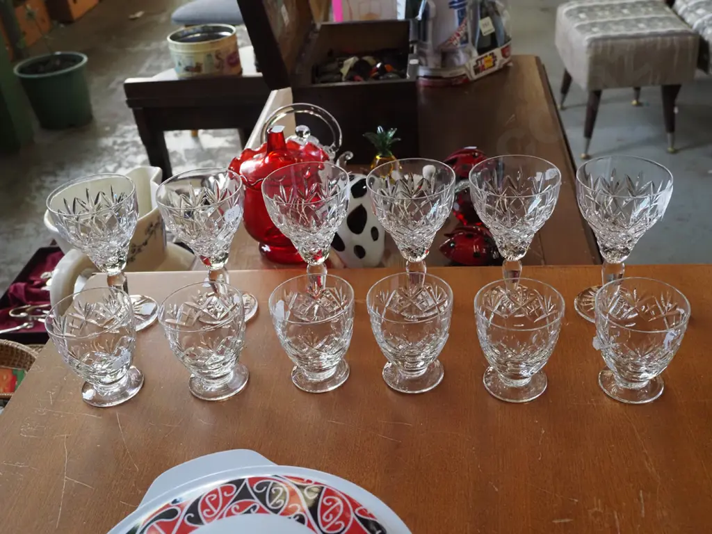 cut crystal wine glasses, footed tumblers Image 1++