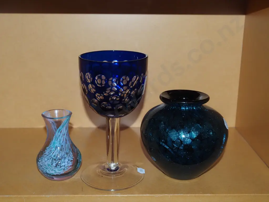 art glass goblet, 2x vases H170 Image 1++