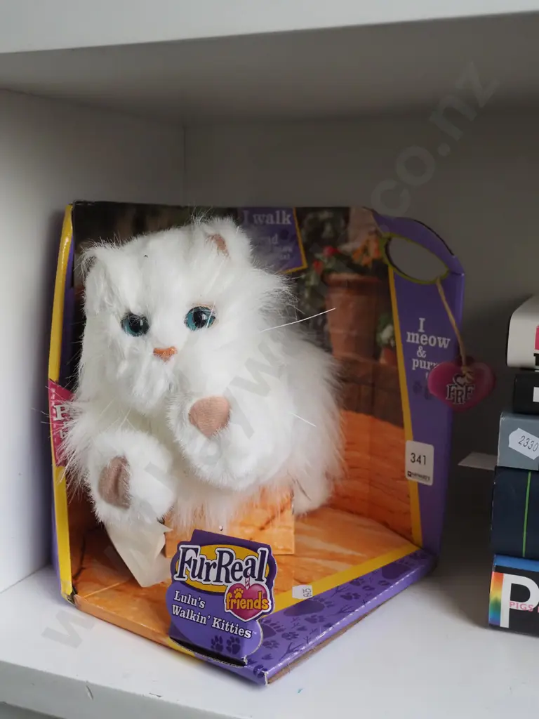 boxed as new Fur Real friends Lulu' Walkin Kittens Image 1++