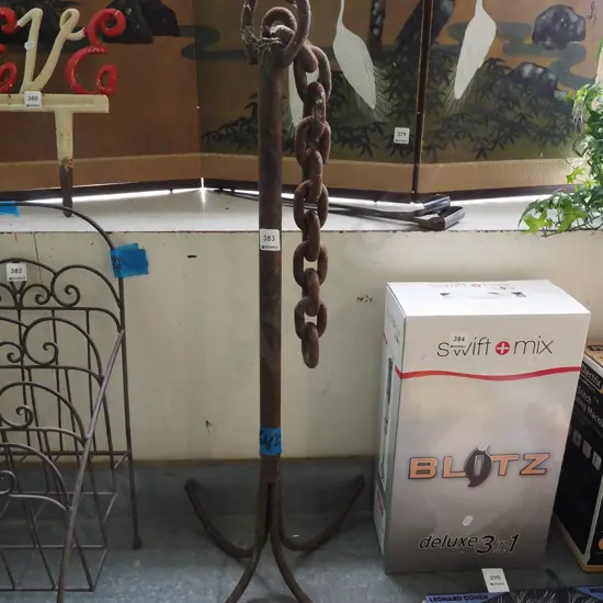 very rusty anchor H790