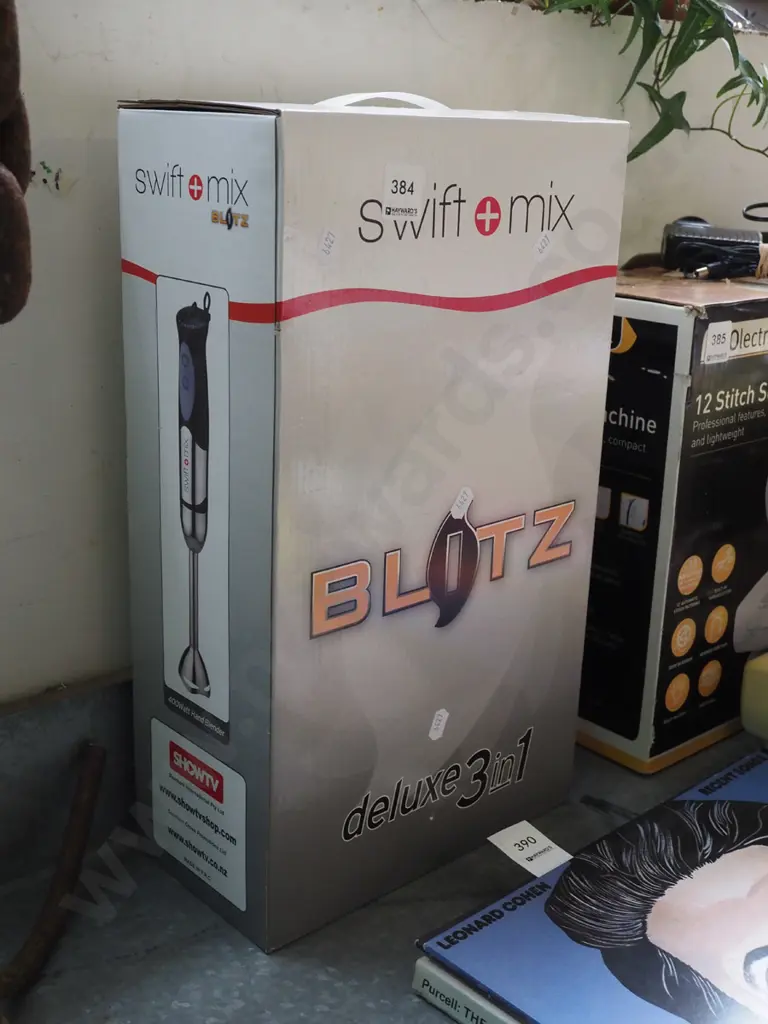 boxed as new Swiftmix stick blender Image 1++