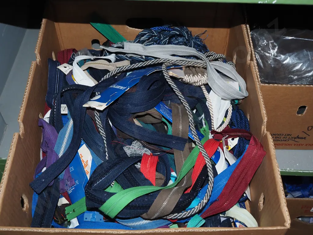 box of zips etc Image 1++