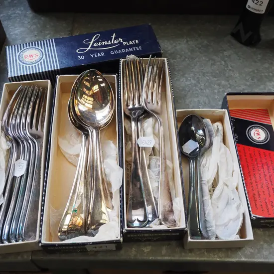 4x sets cased cutlery