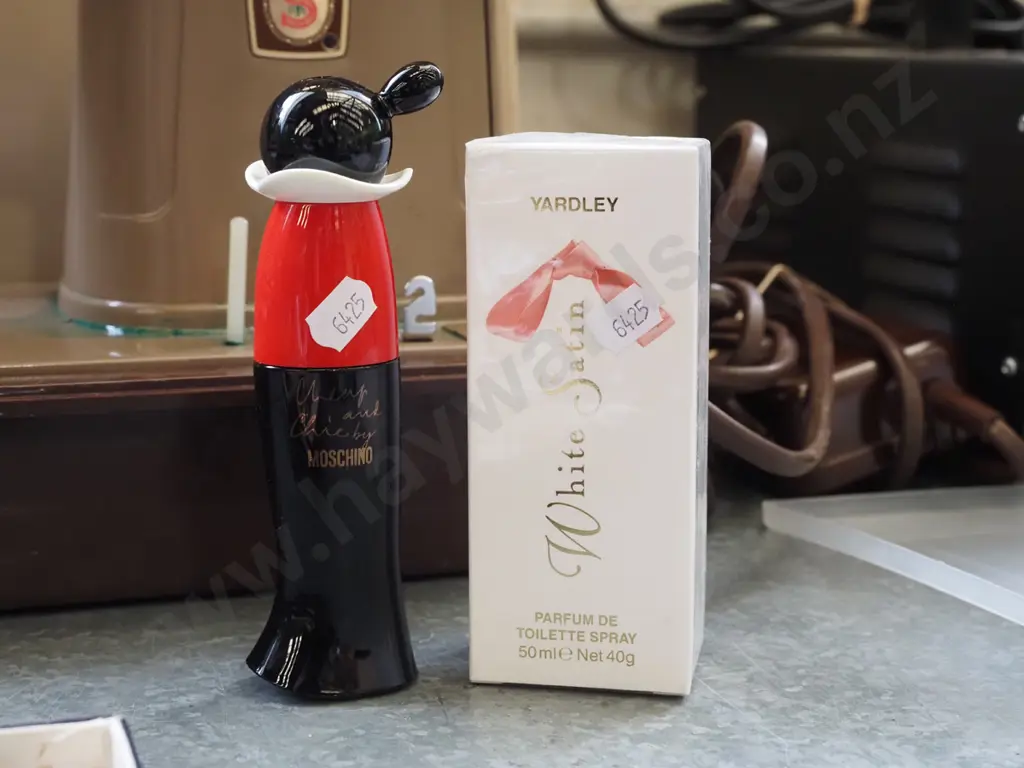 Yardley White Satin 50ml toilet spray, bottle of Moschino 25ml eau de toilette Image 1++