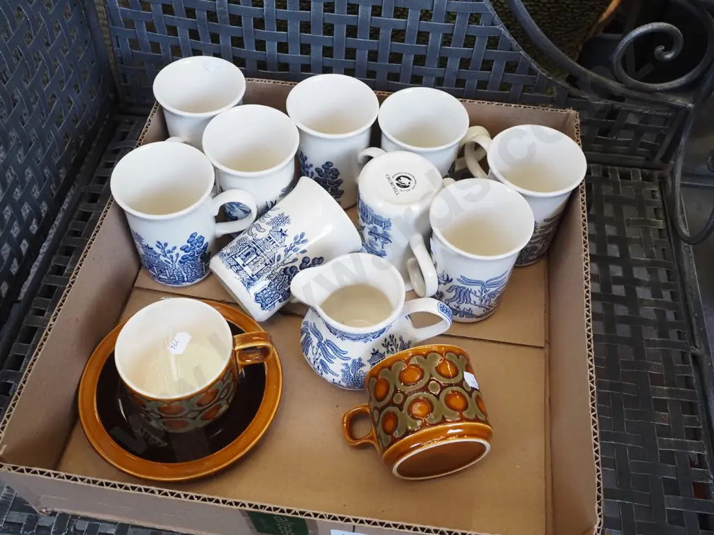 Churchill willow pattern coffee cups, creamer, Hornsea cups and saucer Image 1++
