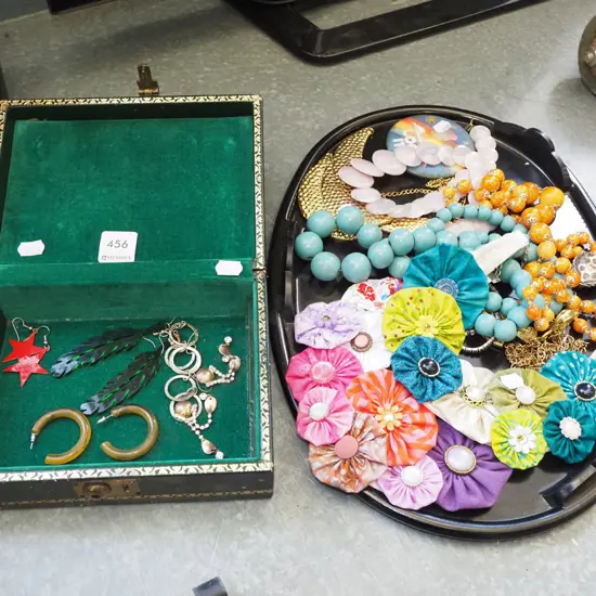 jewellery box, tray and contents