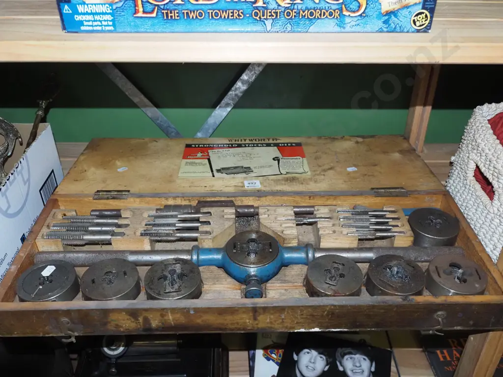 wood cased tap and die sets Image 1++