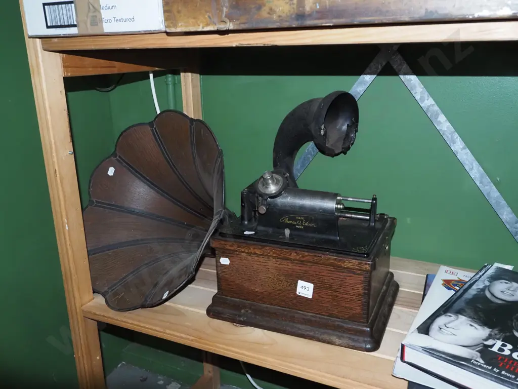 Edison waxed cylinder gramophone - needs attention Image 1++