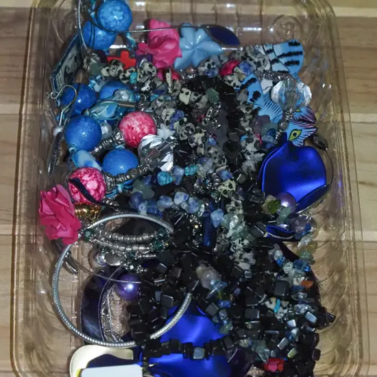 plastic  tray of costume jewellery