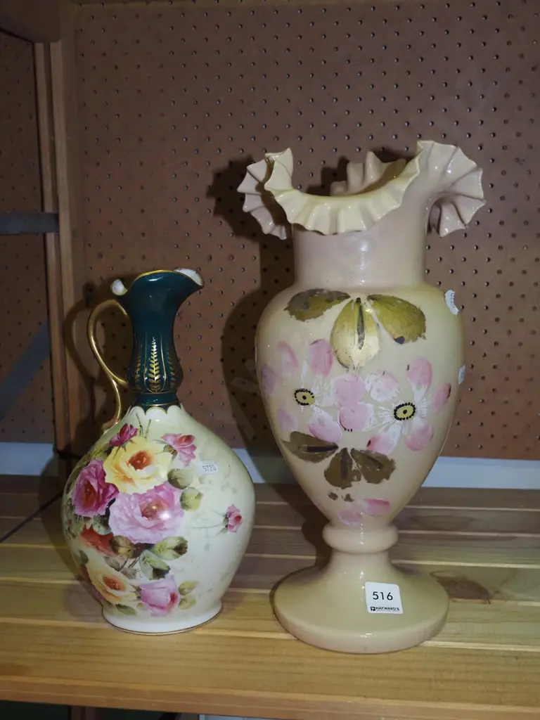 hand painted frill top vase, small floral jug H340 Image 1++