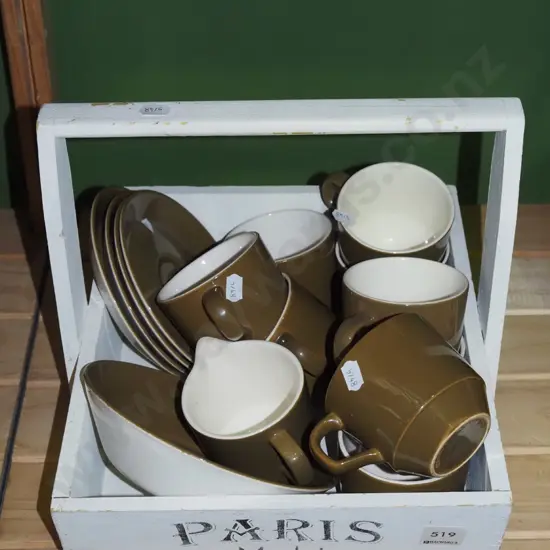 French themed wooden basket, Crown Lynn itens