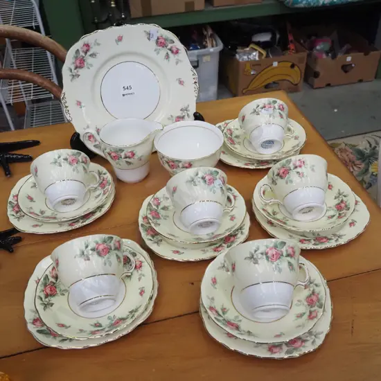 Colclough pink rose 21 piece teaset