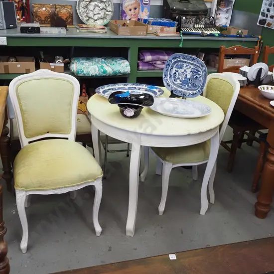 French themed painted occasional table with 2 matching chairs