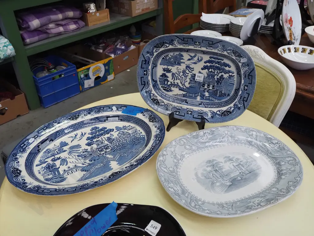 Willow pattern ashet - largest has repair, 1 other British Anchor ashet Largest H470 Image 1++