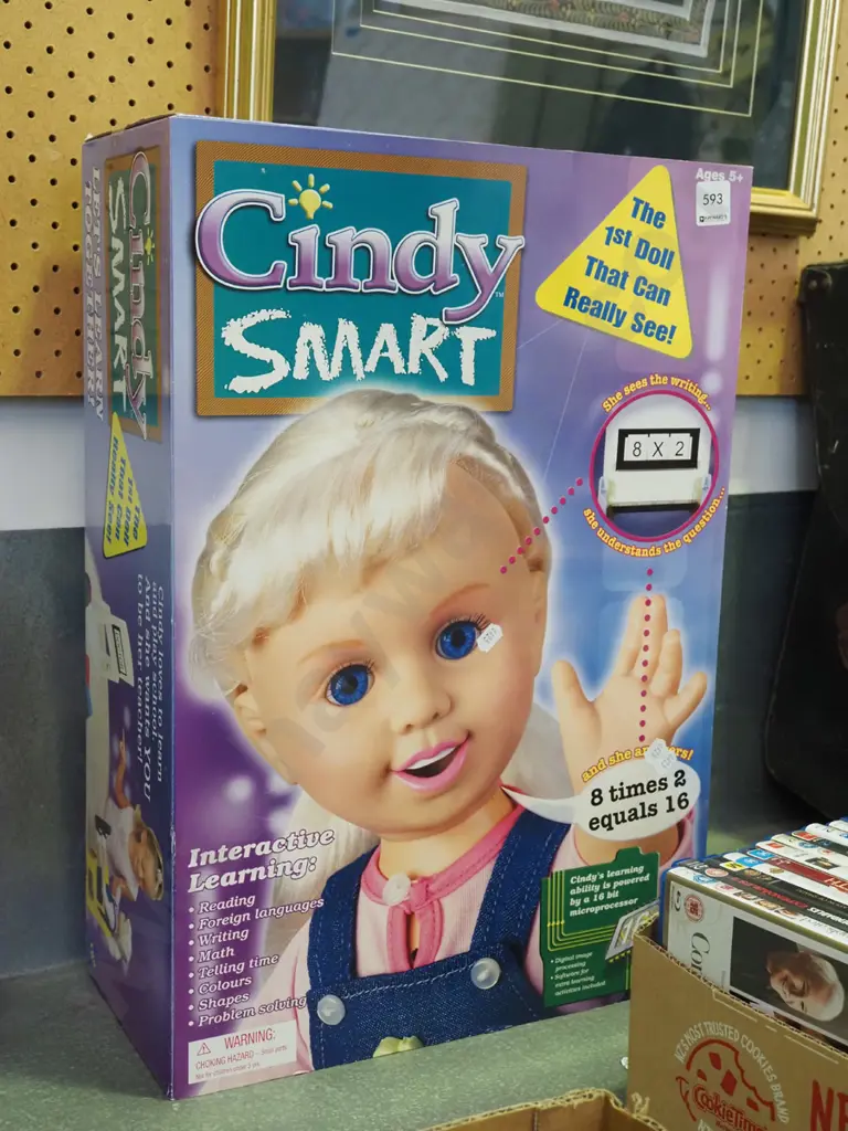 boxed as new Sindy Smart doll Image 1++
