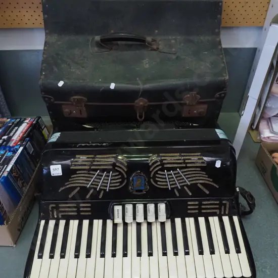 restorer's button accordion