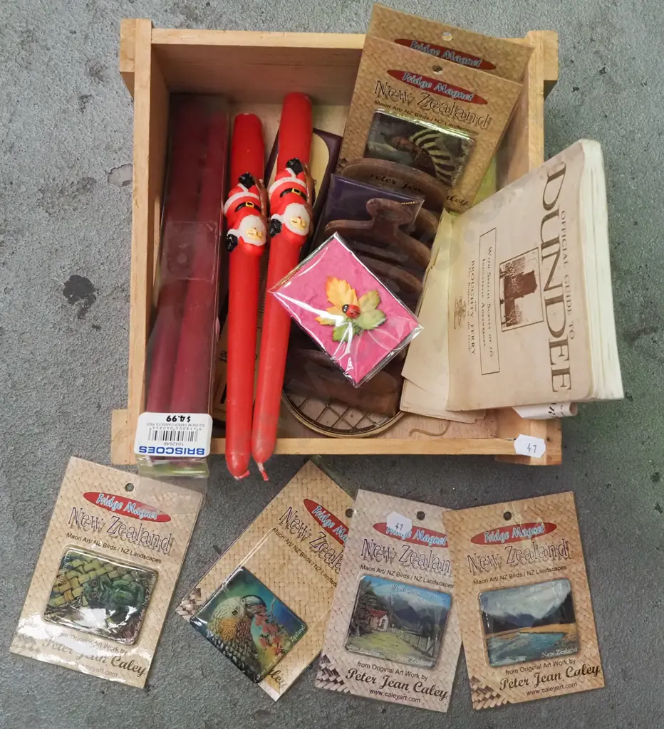 crate; magnets, candles etc Image 1++