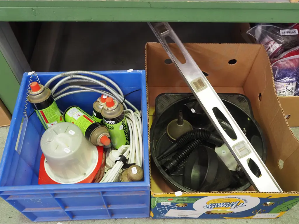 plastic tub and box; oil change catcher,  level, extension cord etc Image 1++