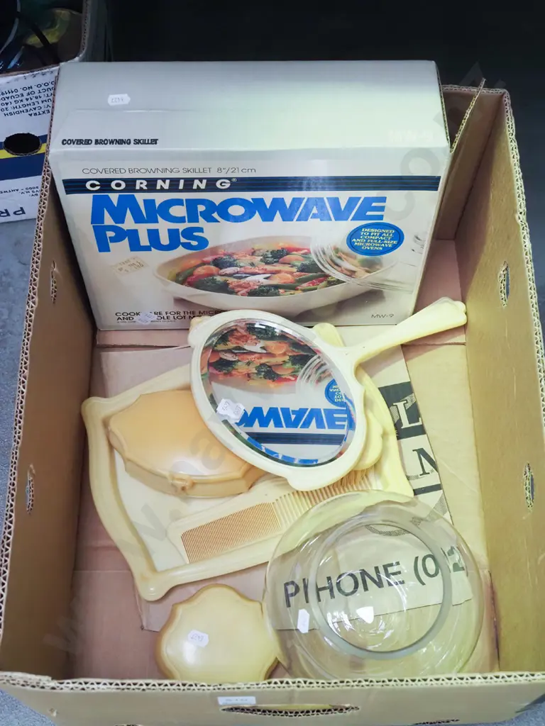 box; dressing table set, glass bowl, microwave dish Image 1++