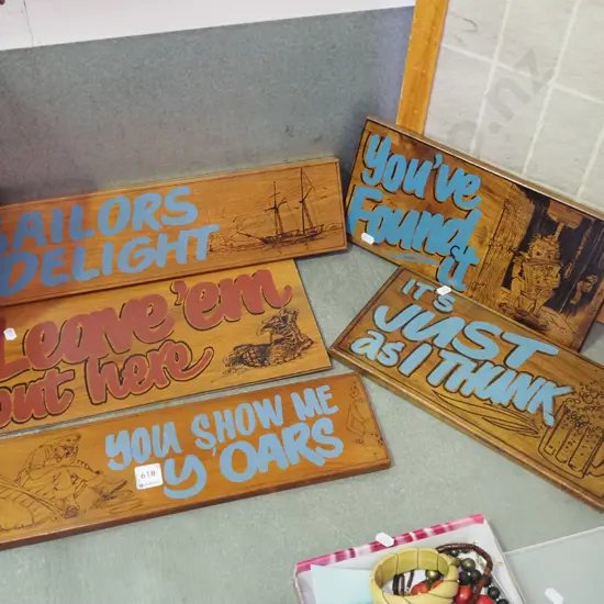 5x hand painted signs on board