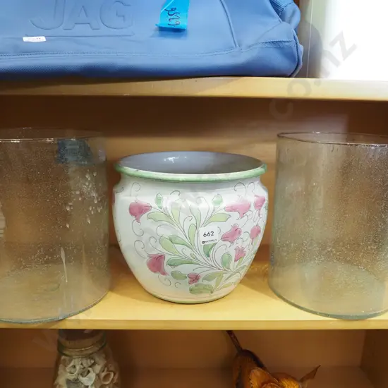 2x canisters, jardiniere Canister H250