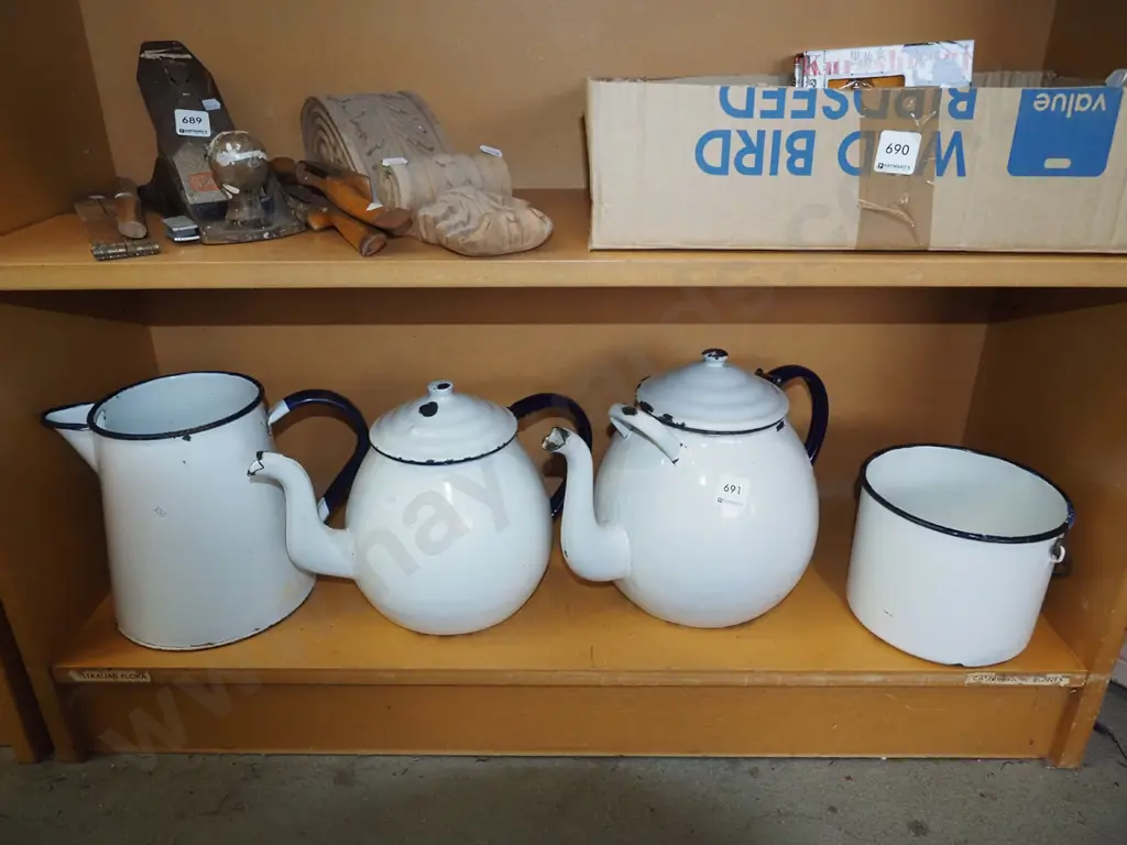 enamel jug, pot, teapots Image 1++