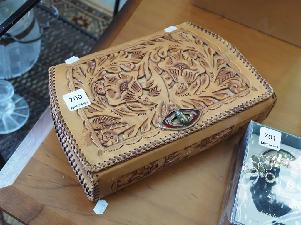 tooled leather bag Image 1++