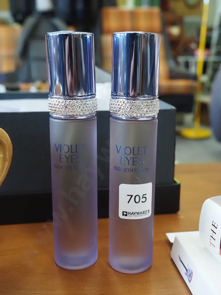 2x  Elizabeth Taylor Violet Eyes eau de parfum 50ml Image 1++
