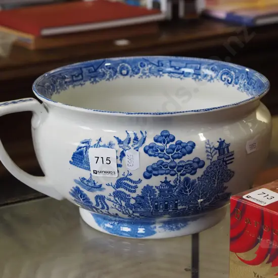 Myott chamber pot