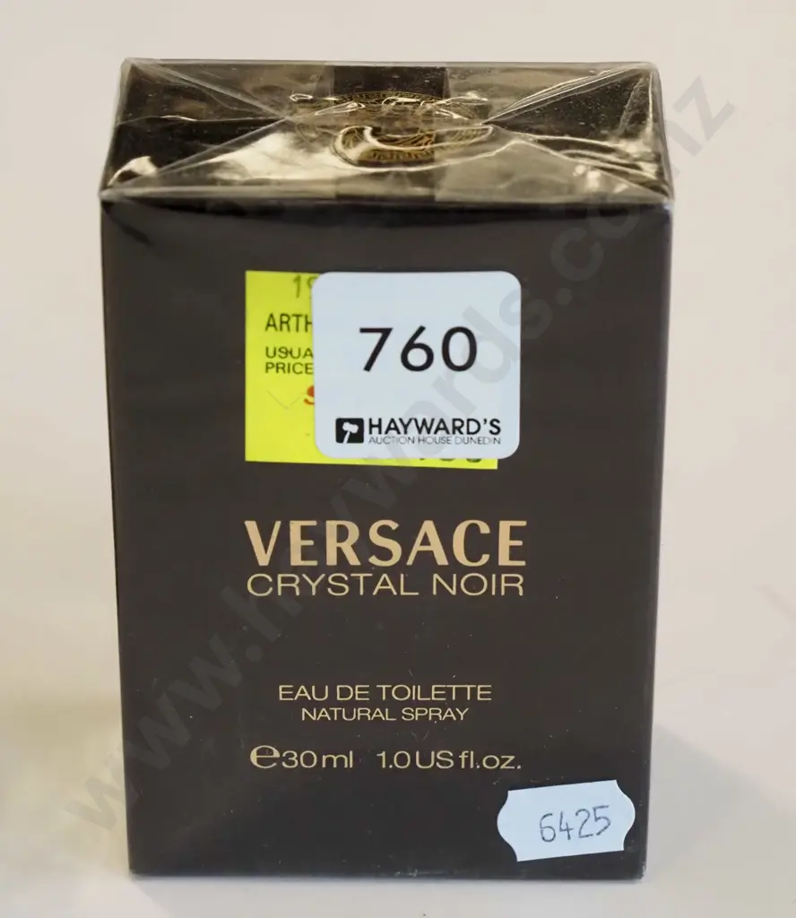 boxed Versace Crystal Noir eau de toilette 30ml Image 1++