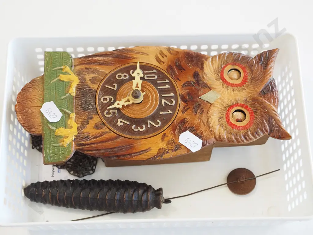 owl themed pendulum wall clock Image 1++