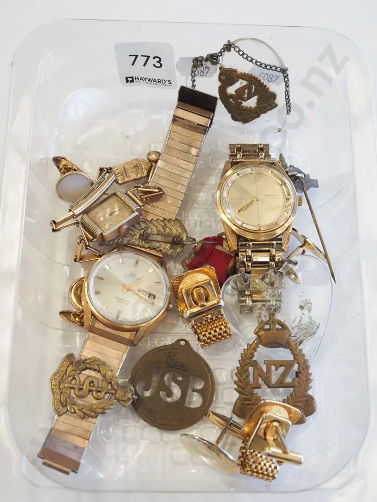 tray; watches, badges etc Image 1++