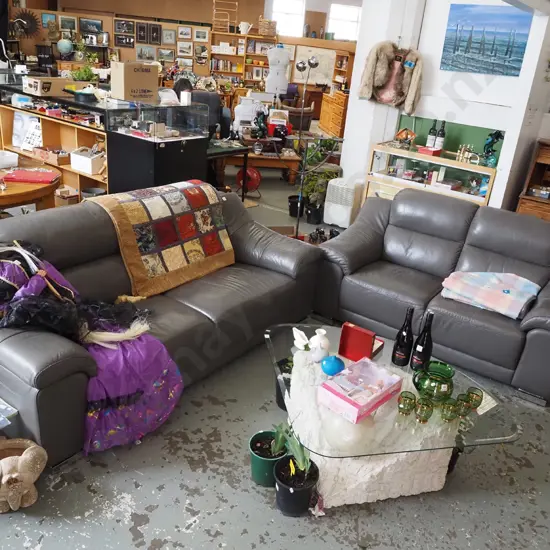 contemporary grey leather 2 piece lounge - 3 seater, 2 seater - excellent condition