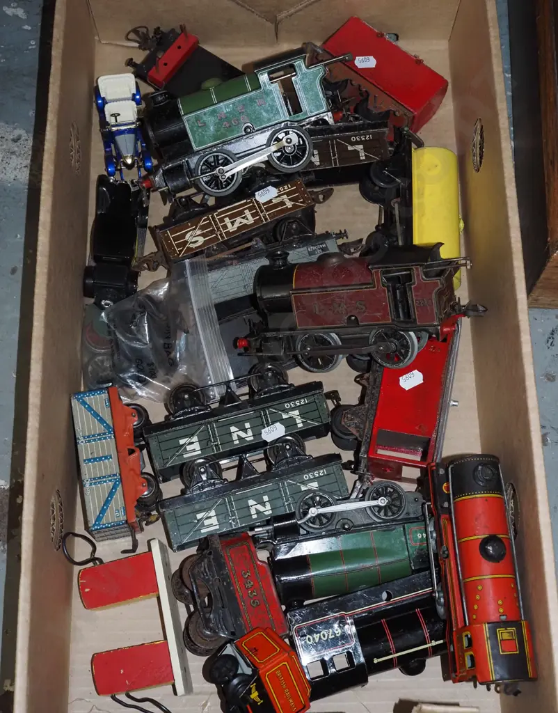 vintage Hornby locomotives, rolling stock Image 1++