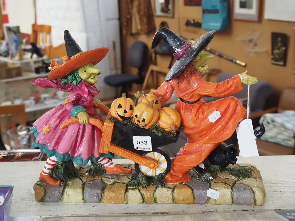 composite Halloween figurine H240 Image 1++