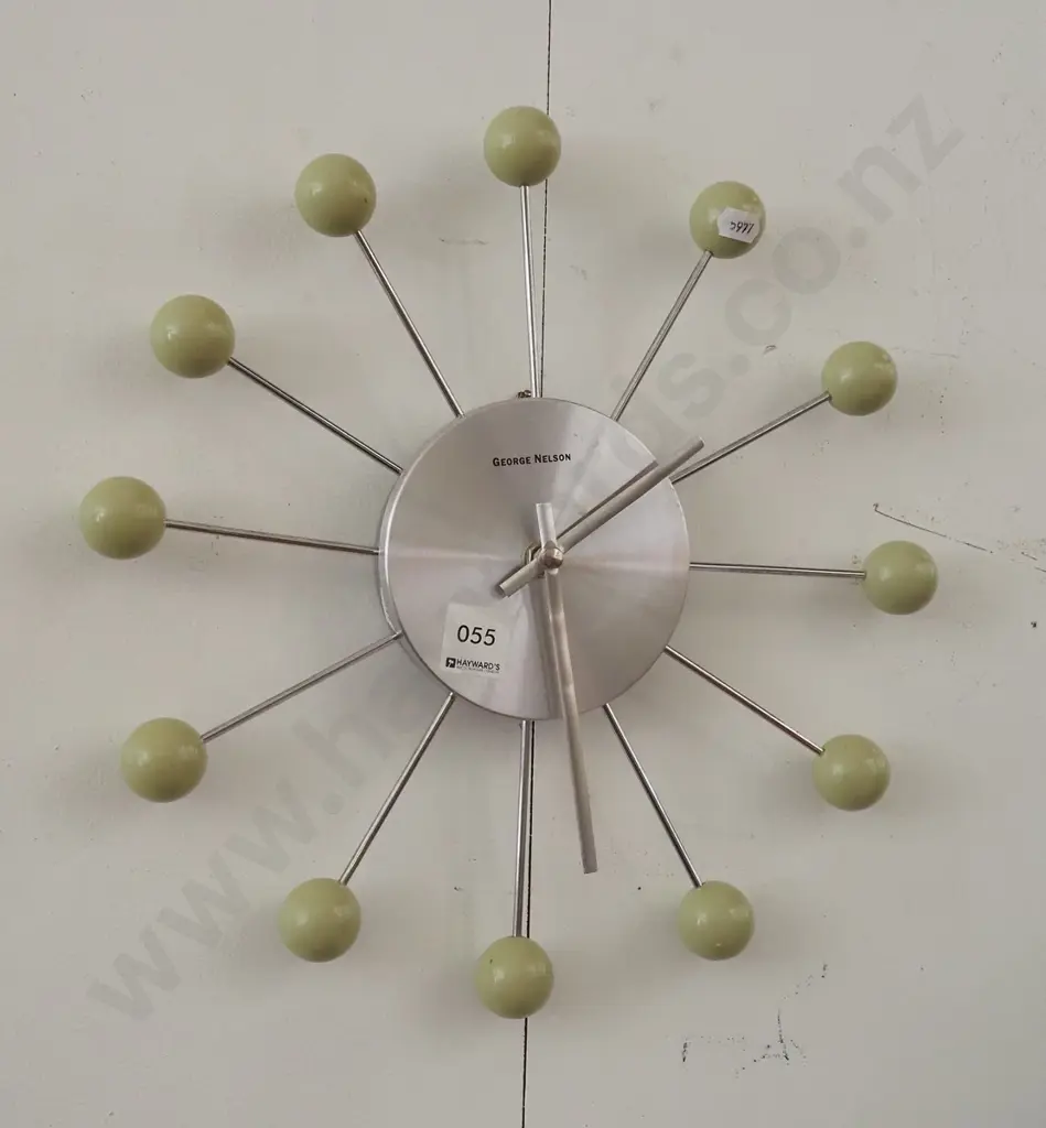 reproduction retro wall sunburst and ball clock Image 1++