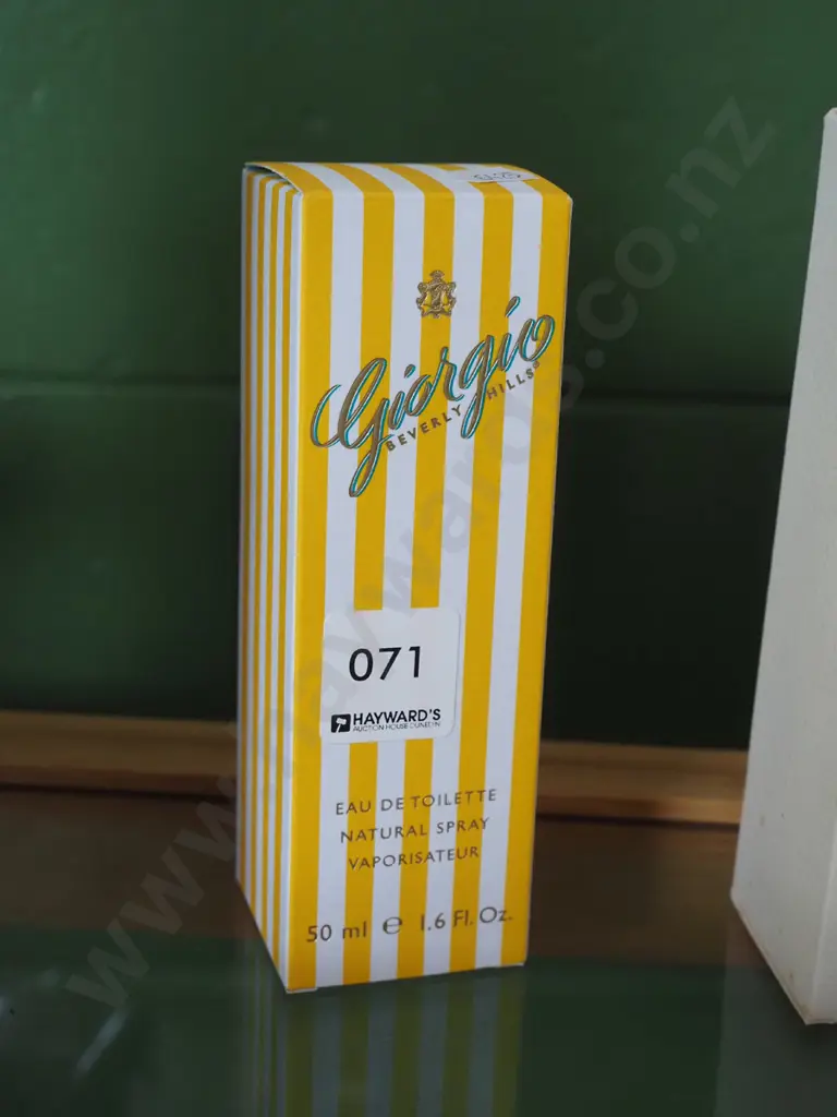 boxed Giorgio Beverley Hills eau de toilette 50ml Image 1++
