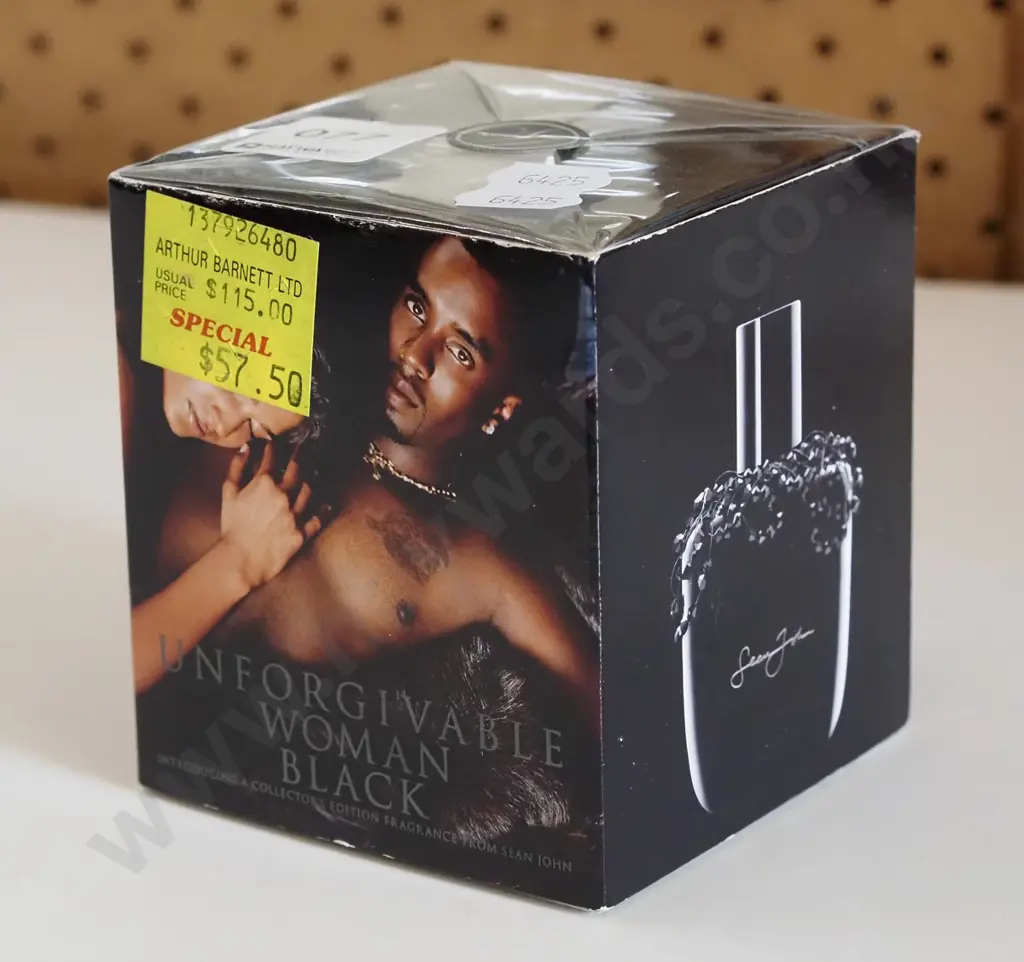 boxed Sean John Unforgivable Woman Black scent spray 75ml Image 1++