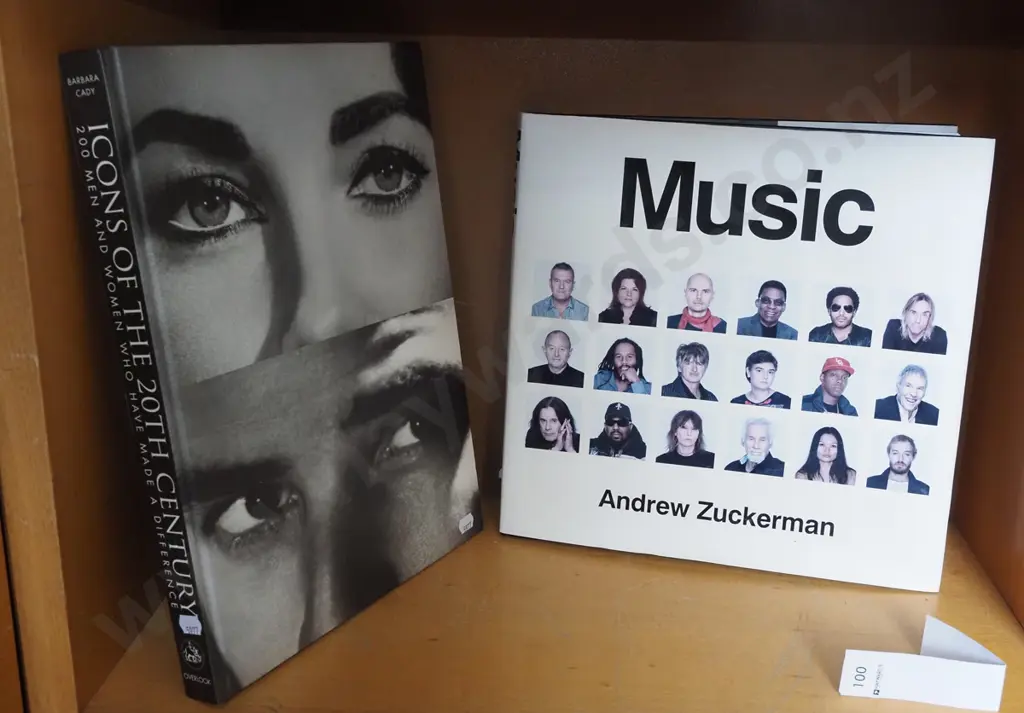 2x coffee table books; Icons of 20th Century, Music Image 1++