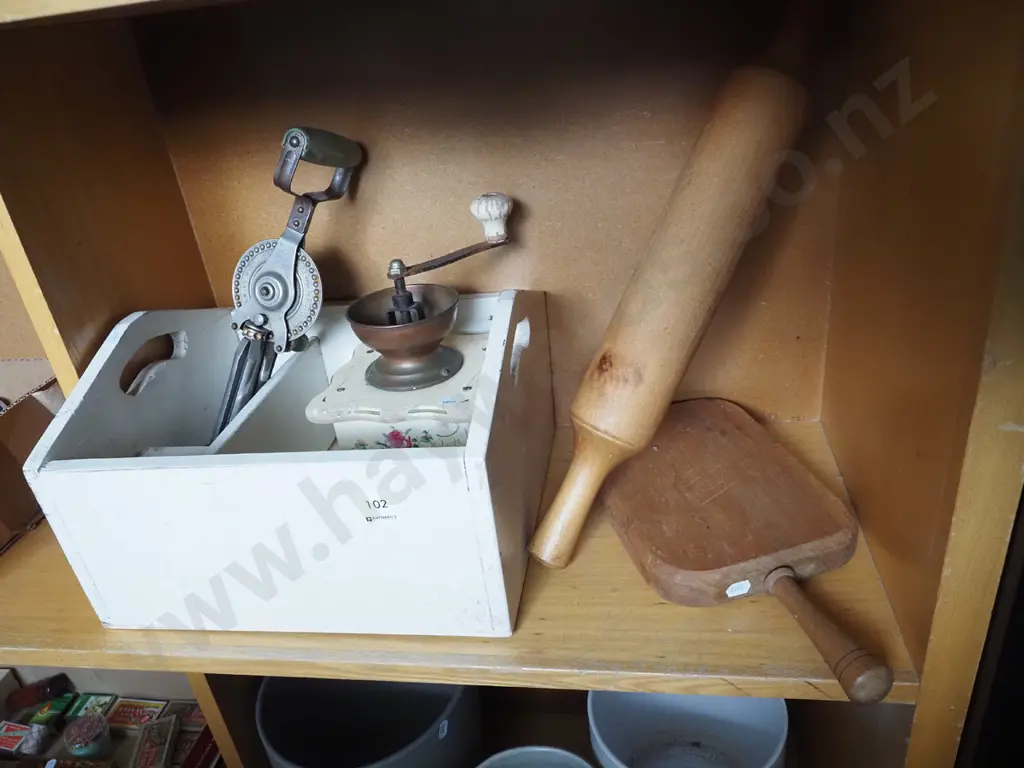 bay of kitchen items; rolling pin, egg beater etc Image 1++